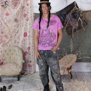 NWT Magnolia Pearl Pink Love Is The Remedy Tee